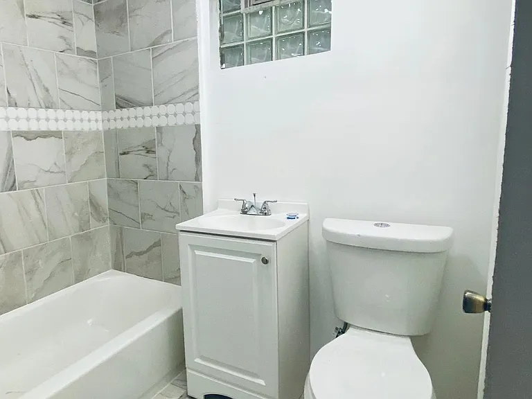 826 Merrill St — Photo 8