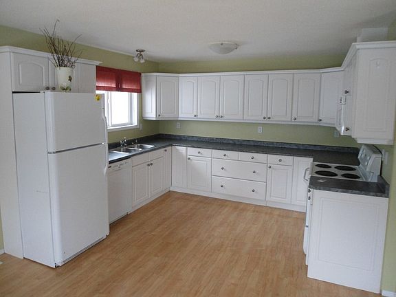 2nd image of 5226 43rd St