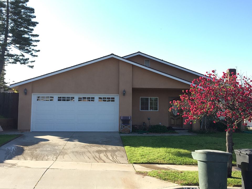 1st image of 1112 E Harvest Moon St #Sfr