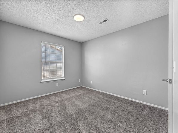 fayetteville-arkansas-448601819 picture