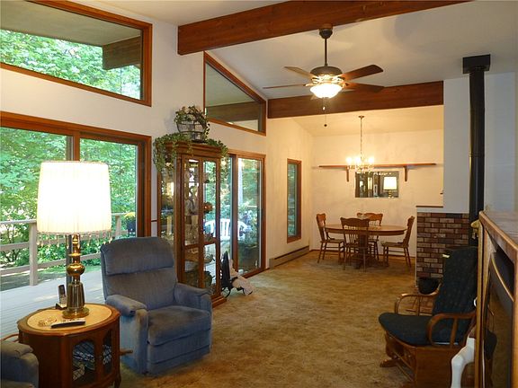 3rd image of 1960 Hummingbird Ln