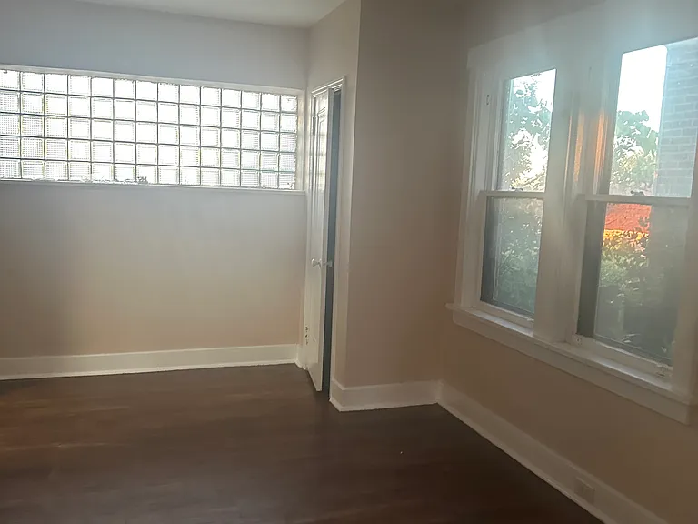 2945 Churchview Ave — Photo 8