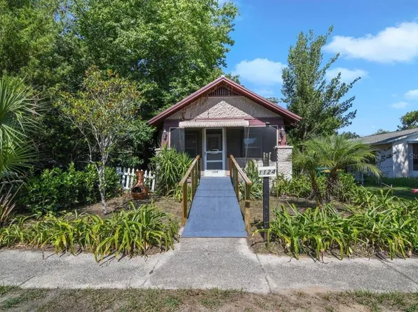 1124 Virginia Ct, Eustis, FL 32726