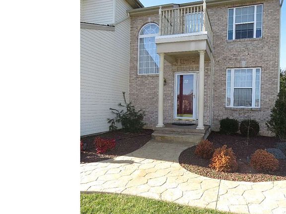 4th image of 22 Chapman Ln