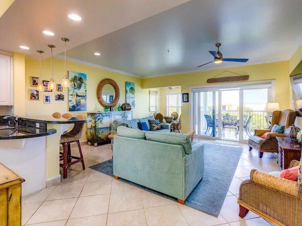 5960 Peninsular Ave Unit 202, Stock Island, FL 33040