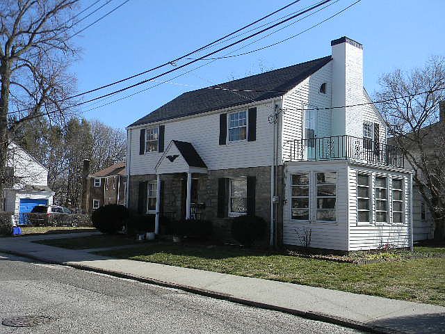 1st image of 18 Fairfield Pl