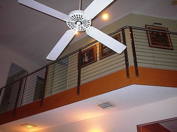 4th image of 334 City View Dr