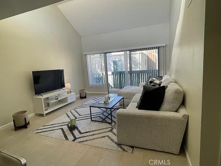 5700 Etiwanda Ave #240 — Photo 15