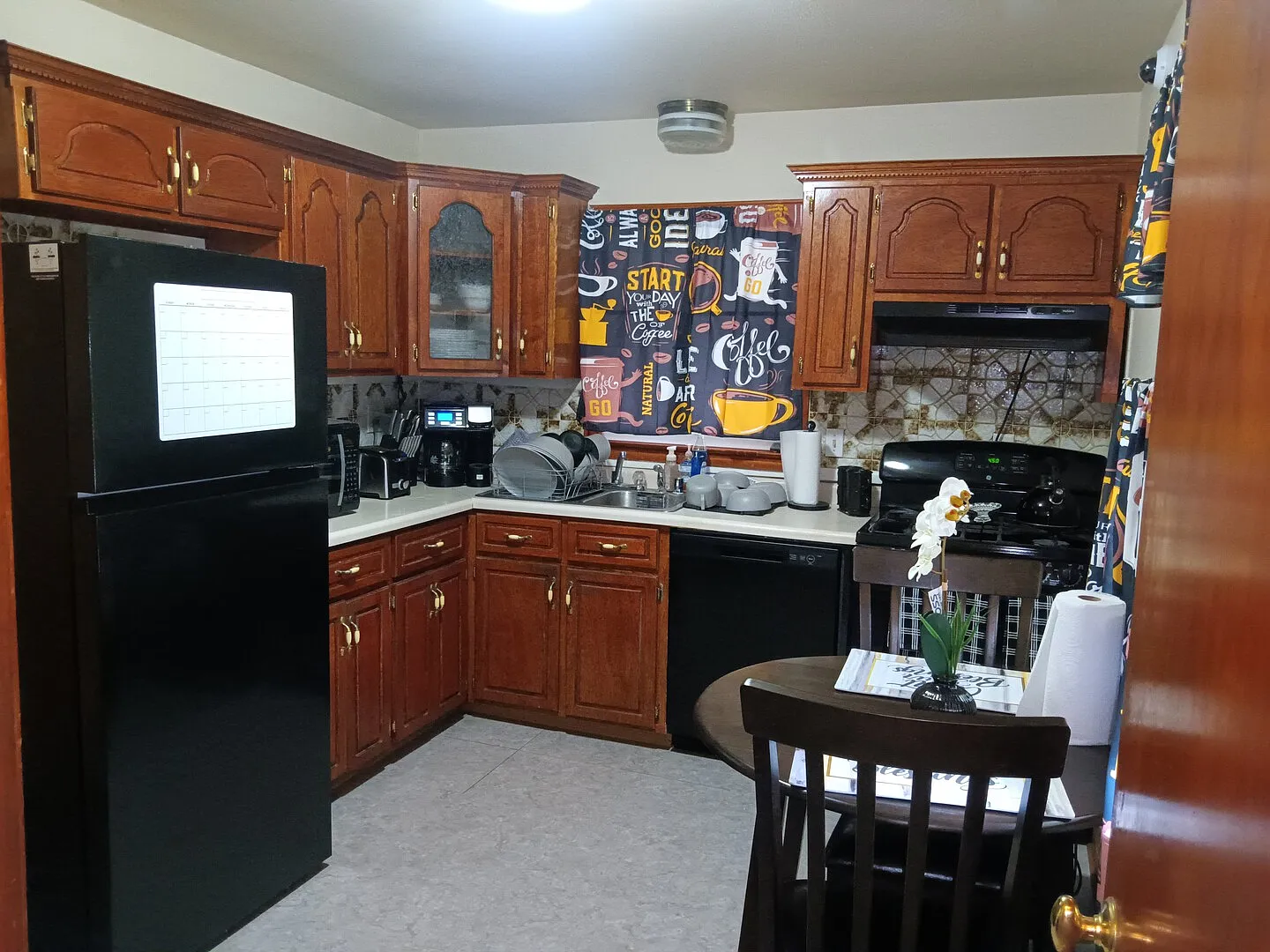Single family Home — Photo 4