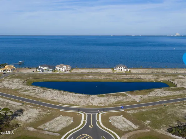 5881 Constellation Dr, Titusville, FL 32780