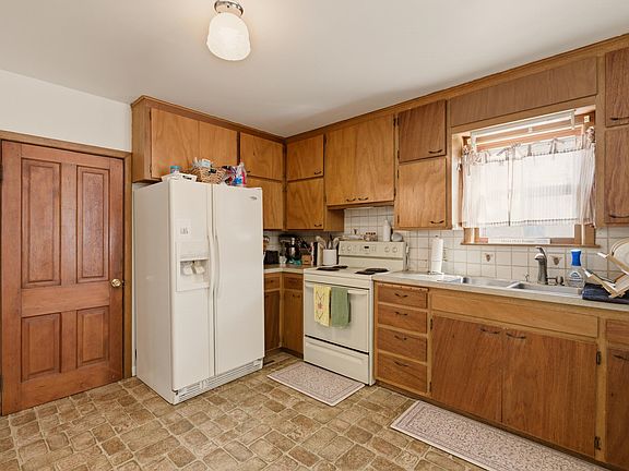 2nd image of 418 N Franklin Ave