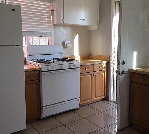 3rd image of 2529 Tuberose St