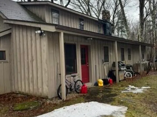 1131 Norfolk Rd, Southfield, MA 01259