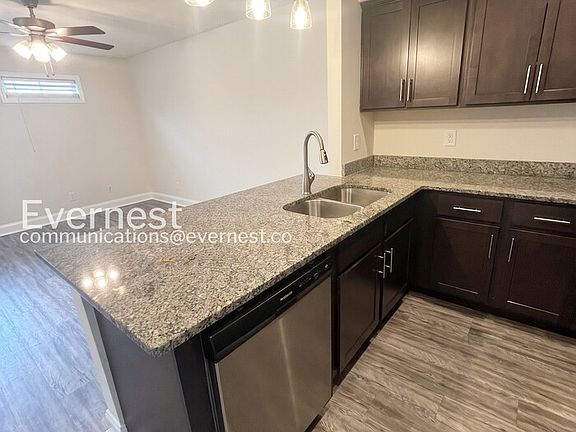 4th image of 1000 Henry Place Blvd #204
