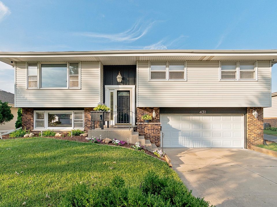 1st image of 431 Osage Dr