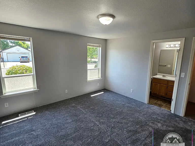314 N 7th St — Photo 11