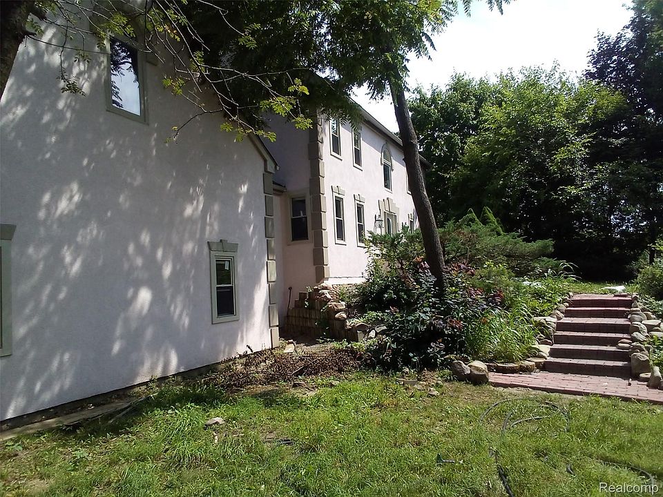1st image of 2631 Tessmer Rd