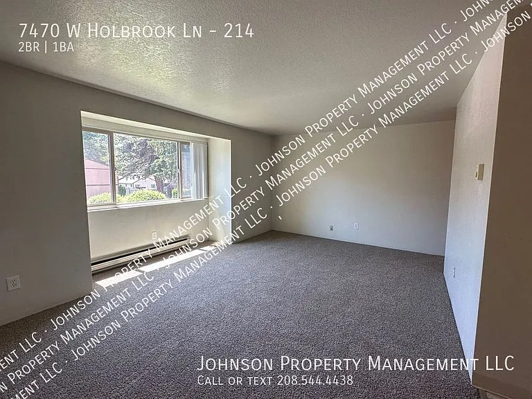 7470 W Holbrook Ln #214 — Photo 4
