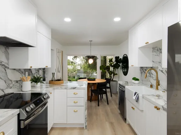 620 W Solana Cir Unit 2E, Solana Beach, CA 92075