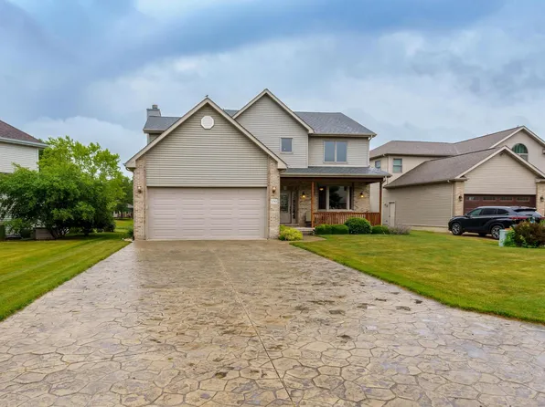 350 Logue Cir, Seneca, IL 61360