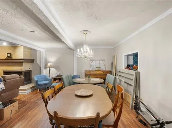 909 Westview St, Bryan, TX 77802