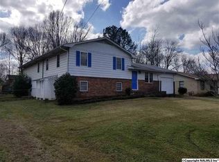 302 Cumberland Dr SE, Huntsville, AL 35803