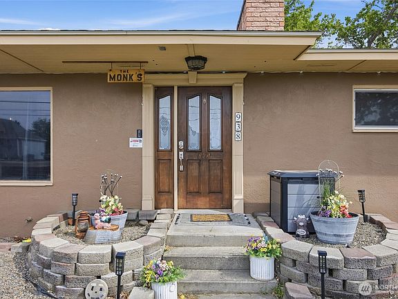 4th image of 938 E Hill Avenue