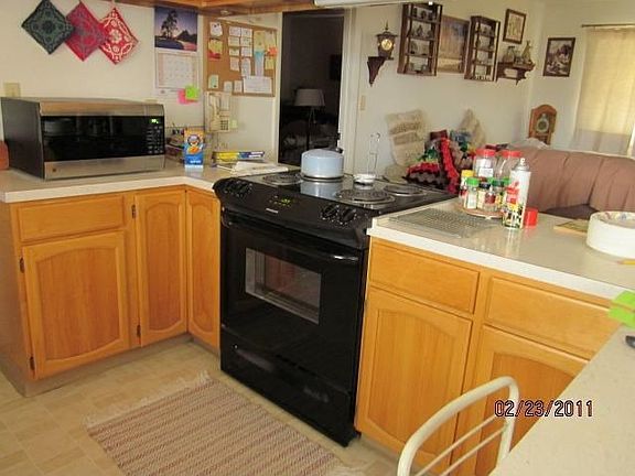 3rd image of 234 E Sly St