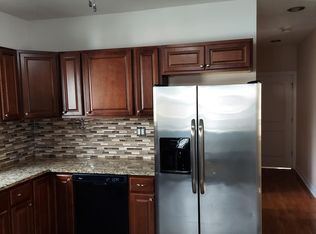 7446 W 58th Pl APT 1R, Summit Argo, IL 60501