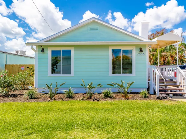 1335 18th St, Vero Beach, FL 32960
