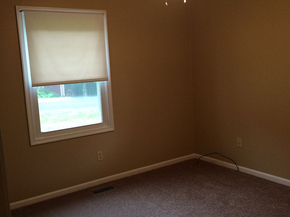 1st image of 206 Haradd Ln