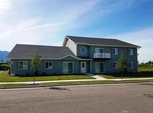 8 Diane Rd APT 5, Columbia Falls, MT 59912