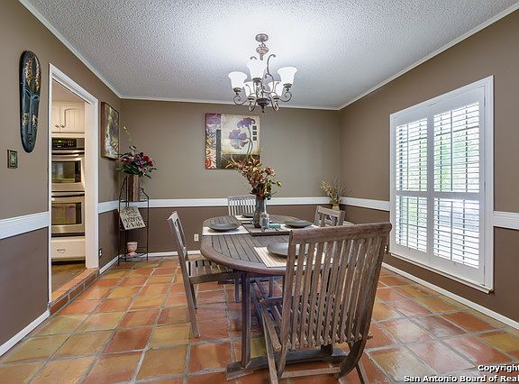 2nd image of 8422 Dorsetshire St