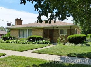8207 Christine St, Warren, MI 48093