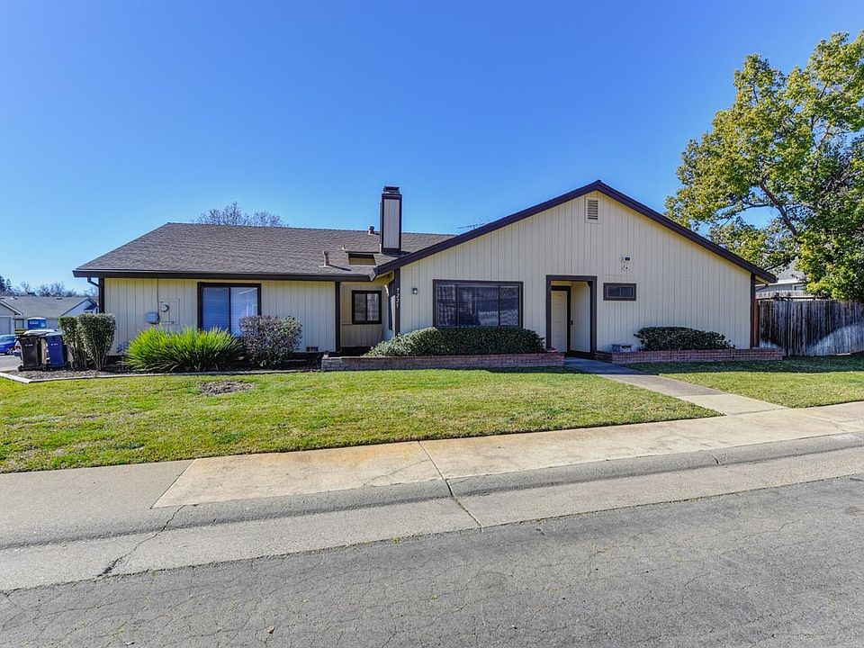 1st image of 7225 La Luna Ct