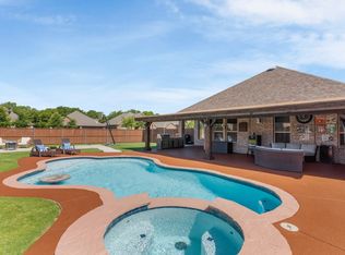 200 Stars Dr, Anna, TX 75409