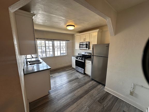 5th image of 735 N Los Robles Ave APT 3