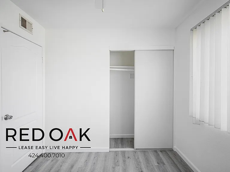 6853 Agnes Ave #3 — Photo 8