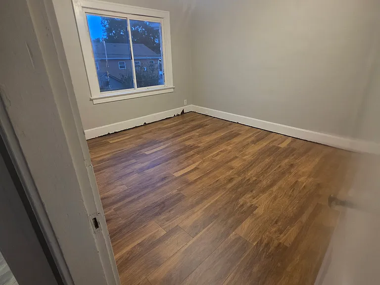 550 Sheldon Ave — Photo 6
