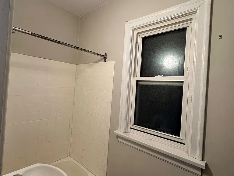 51 Lyons Ave #4 — Photo 12