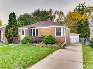 2426 Westbrook Dr, Franklin Park, IL