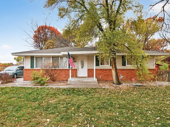 228 104th Ln NW, Coon Rapids, MN 55448