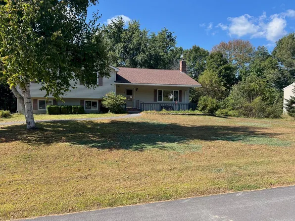 20 Sandy Lane, Skowhegan, ME 04976