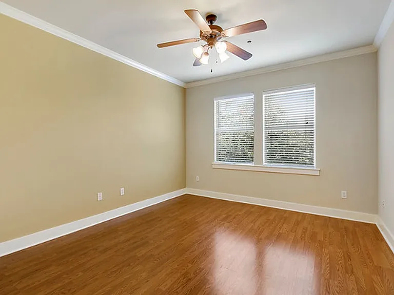 508 Elmwood Pl #C — Photo 9