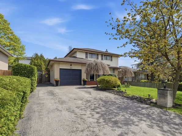 163 Keewatin St S, Oshawa, ON L1H 6Z4