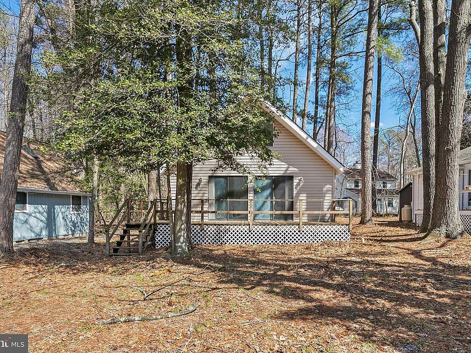 1st image of 32783 Poplar Dr