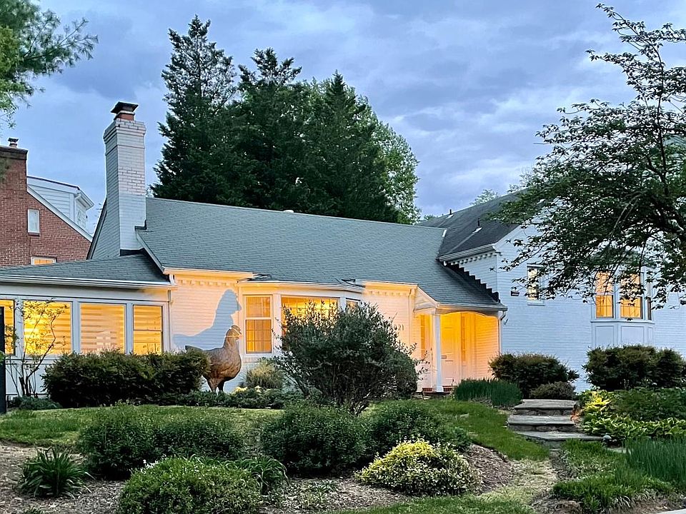 Spacious Corner Lot
