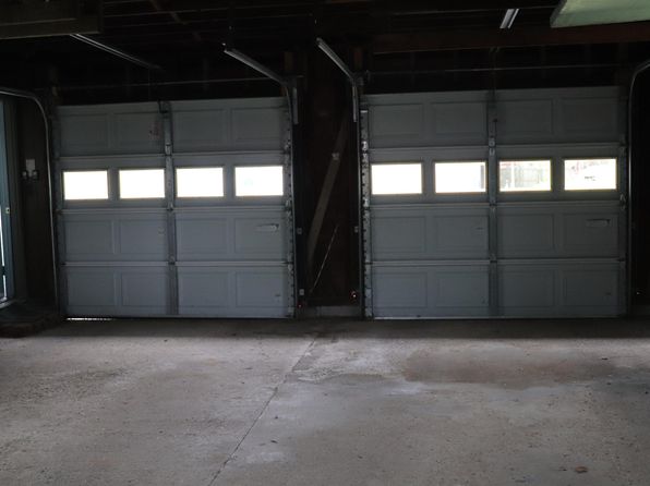 8325 S Pleasant St, Daleville, IN 47334