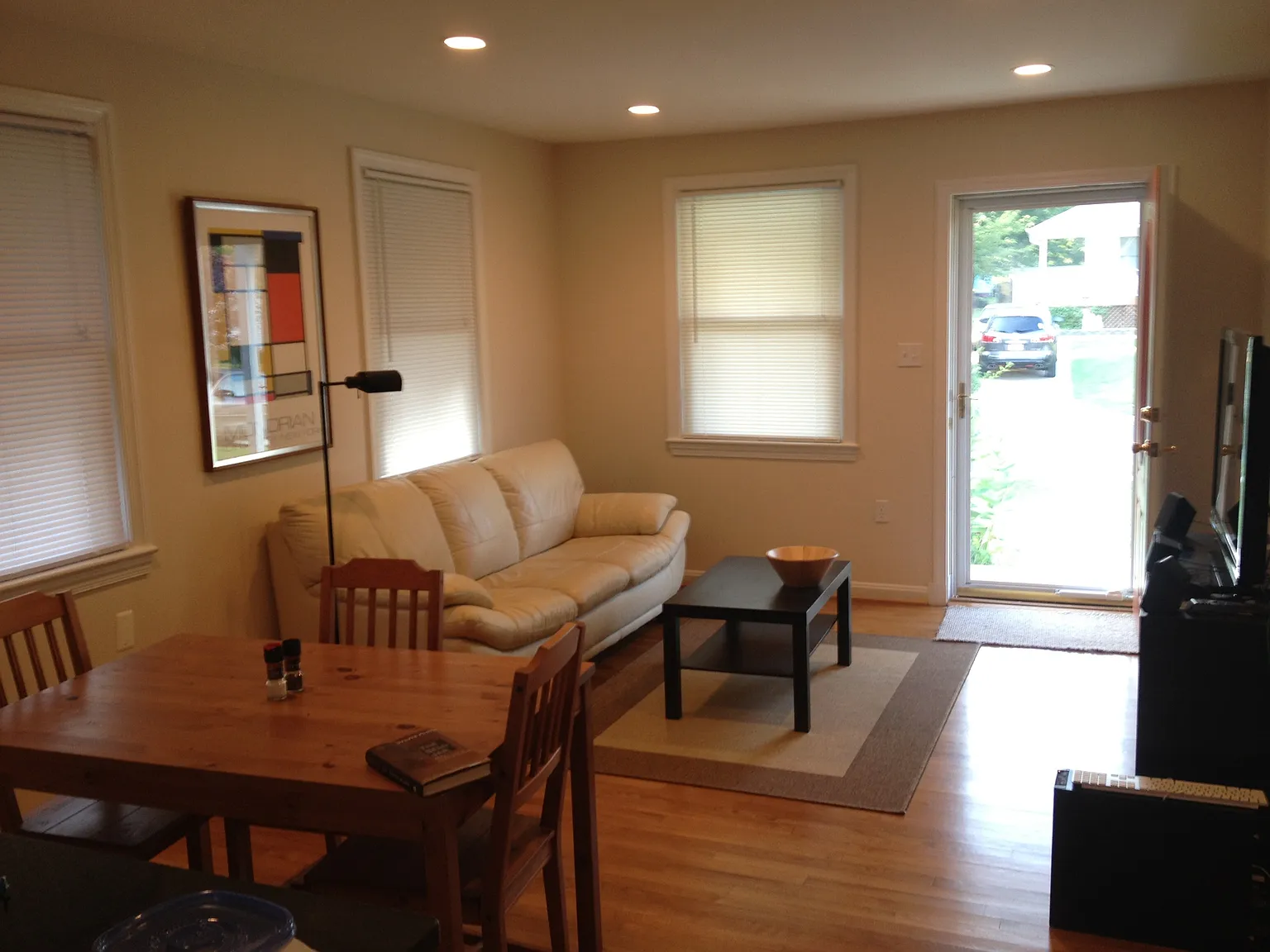 5007 Somerset Rd photo 1