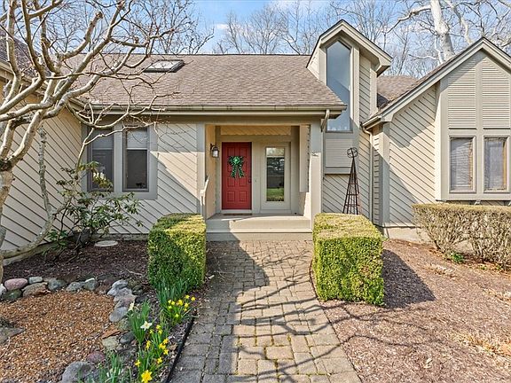 2nd image of 8289 Rhine Way